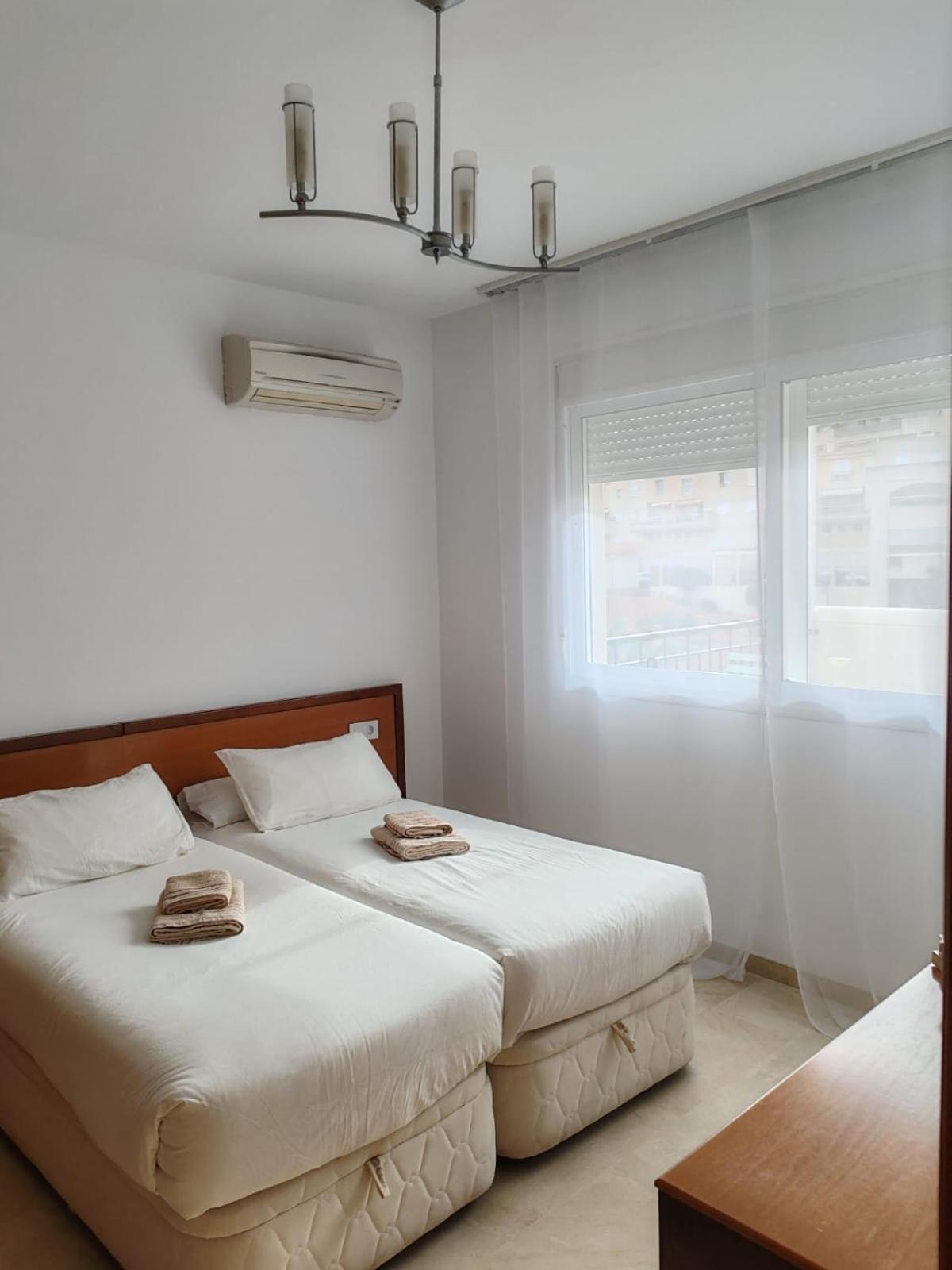 Seaview Apartment With Great Amenities & Facilities Бенальмадена Екстер'єр фото